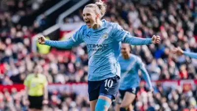 Manchester City Destrói Rival e Quebra Jejum de 10 Anos Sem Título da WSL!