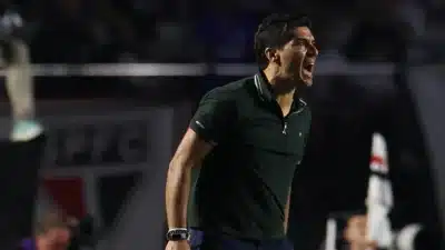 Abel Ferreira Expulso em Clássico e Proferir Comentário Explosivo Contra Árbitro!
