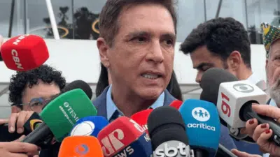 Bolsonaro em Recuperação: Bom Senso e Prisão Domiciliar Surpreendem!