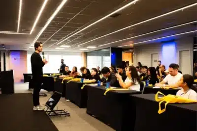 Jovens Empreendedores Impactam Startups: Maratona Revoluciona o Empreendedorismo no Paraná!