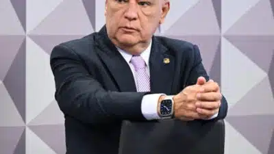 Flávio Dino Acusa Senador e Fundação Oásis em Escândalo de Desvio de Recursos!