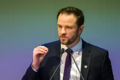 Lula Nomeia Durigan Ministro da Fazenda: Nova Fase na Política Econômica!