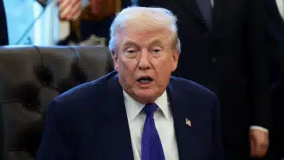 Trump Suspende Ataque Imine ao Irã Após Negociações de Última Hora