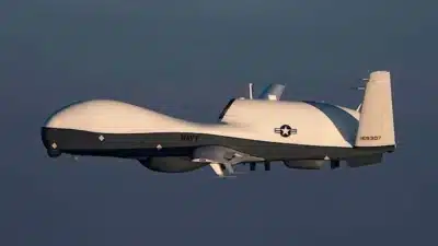 Drones Espiões: Vigilância Aérea em Ascensão e os Novos Riscos Regulatórios em 2026