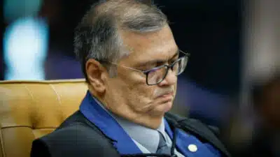 PGR ataca decisão de Dino e quer fim das aposentadorias de juízes!