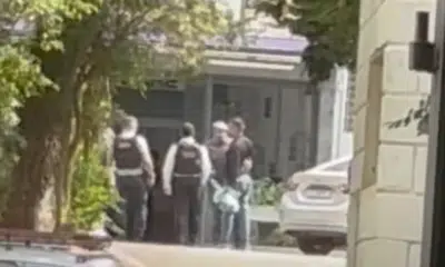 Tenente-Coronel Abraça Polícia Após Suspeitas em Crime Chocante!