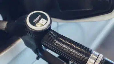 Alerta da Indústria: Crise Energética Brasileira Ameaçada por Conflito no Oriente Médio!