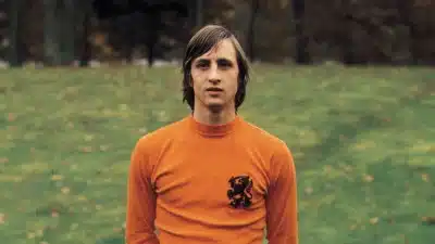 Johan Cruyff: 10 Anos de Saudade e o Legado que Move o Futebol Mundial!