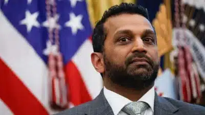 FBI em Crise: E-mails Pessoais do Diretor Vazam e Desestabilizam Governo!