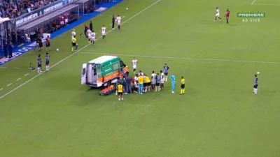Marlon Sofre Fratura Grave em Jogo Tenso Entre Grêmio e Vitória!