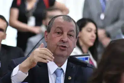 Omar Aziz Consolida Liderança na Corrida ao Governo do Amazonas – Nova Pesquisa Revela!