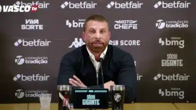 Vasco em Busca de Soluções Inovadoras: Pedrinho Revela Estratégia Surpreendente!