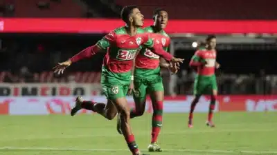 Corinthians Urge por Renê: Negociação Alucinante com a Portuguesa!