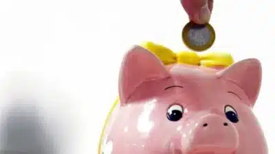 Mega-Sena: Prêmios de R$ 8 Milhões vs. Investimentos – Qual a Melhor Opção?