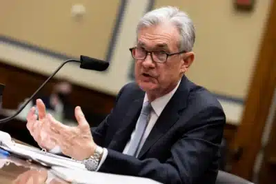 Jerome Powell Homenageia Volcker: Discurso Urgente Sobre Independência e Estabilidade