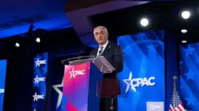 Reza Pahlavi Desafia Regime Iraniano e Busca Apoio dos EUA!