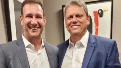 Roberto Carneiro assume em SP: Estratégia ousada de Tarcísio para 2026!