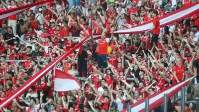 Inter x Blue Man: Polêmica nas Cores e Críticas Furiosas da Gremiada!