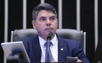 Deputado Storma Reage Furioso: Prisão Domiciliar de Bolsonaro é um “Equívoco”!