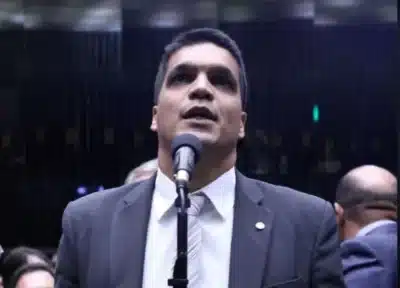 Cabo Daciolo Rompe com o Óbvio: Lança Pré-Candidatura à Presidência em 2026!