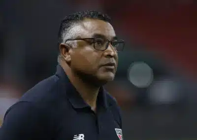 São Paulo goleia, Arboleda sumido e mistério envolvendo o futuro do zagueiro!