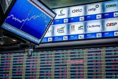 Ibovespa e Dólar em estabilidade: o que os investidores aguardam do cenário global?