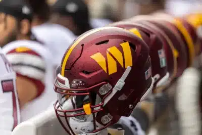 Trump lança decreto polêmico para controlar atletas universitários!