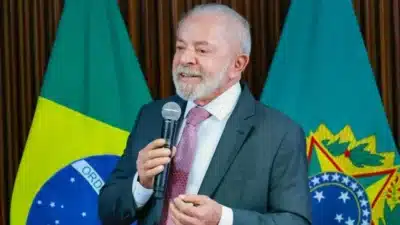 Lula exige fim dos “penduricalhos” e transparência no orçamento em 2026! O que muda?
