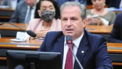 Lula Nomeia Alencar Ministro do Empreendedorismo: Conflito e Estratégia Eleitoral!