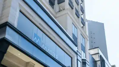 Investigação expõe pagamentos milionários a políticos e empresários de 2022 a 2025