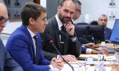 Bolsonaristas em Guerra: Bolsonaro e Nikolas Ferreia se acusam em choque!