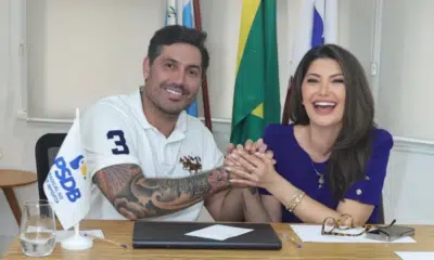 Antônia Fontenelle choca: atriz se filia ao PSDB e dispara contra a ‘falsa narrativa’!