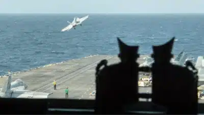 Estados Unidos: 96&percnt; APROVA AMEAÇA e REJEITA Envio de Tropas ao Irã!